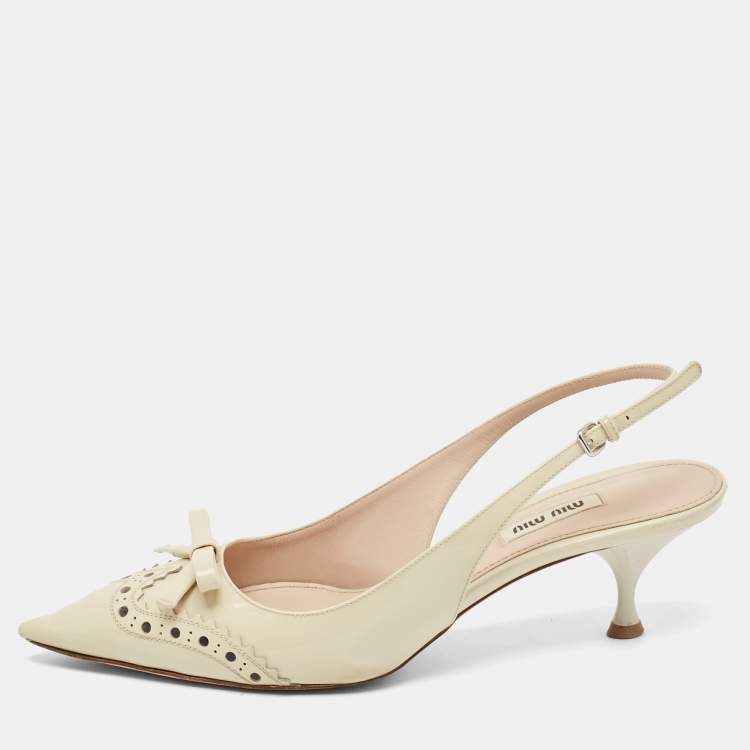 Pre Owned Miu Miu Beige Brogue Patent Leather Bow Slingback Pumps Size 40