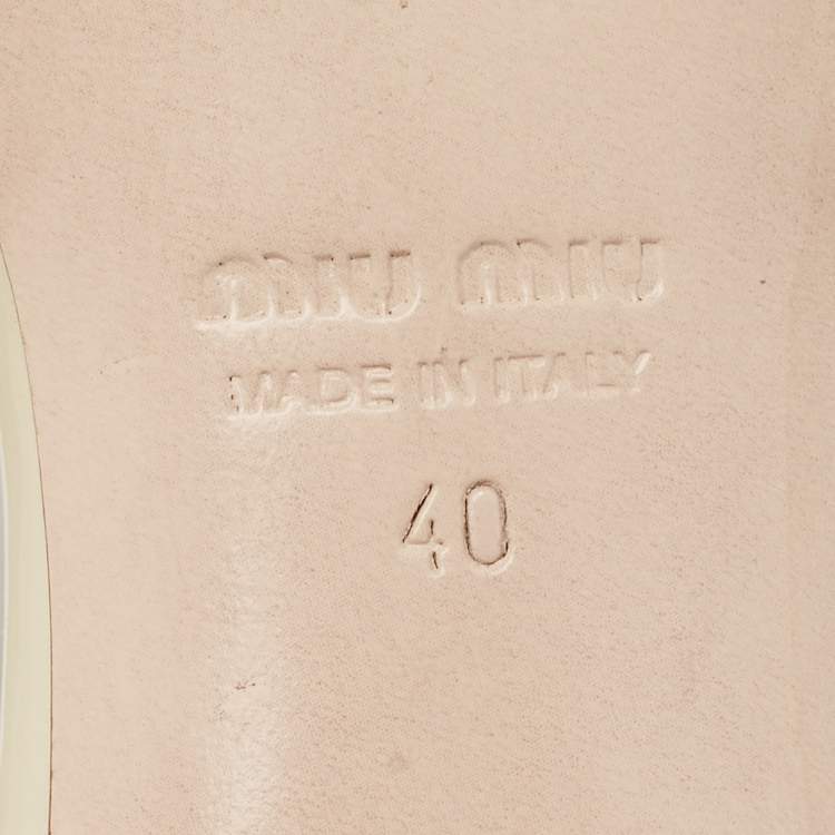 Pre Owned Miu Miu Beige Brogue Patent Leather Bow Slingback Pumps Size 40