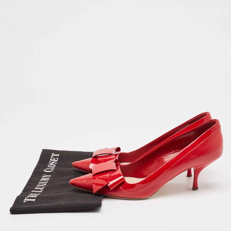 Pre Owned Miu Miu Red Patent and Leather Bow Pumps Size 39
