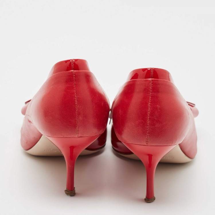 Pre Owned Miu Miu Red Patent and Leather Bow Pumps Size 39