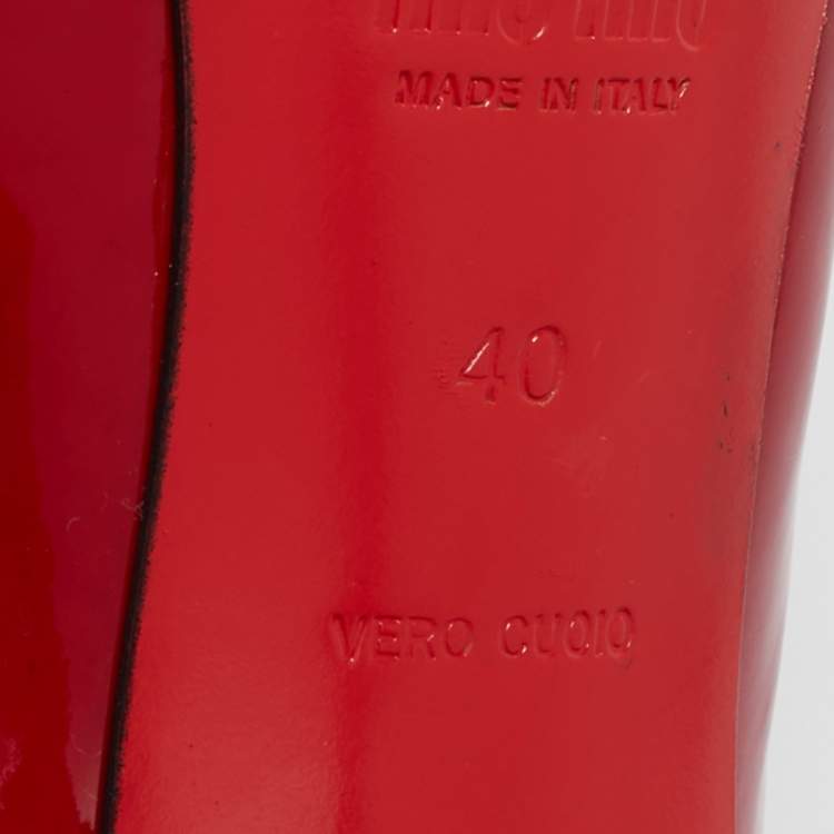 Pre Owned Miu Miu Red Patent Leather Bow Round Toe Pumps Size 40