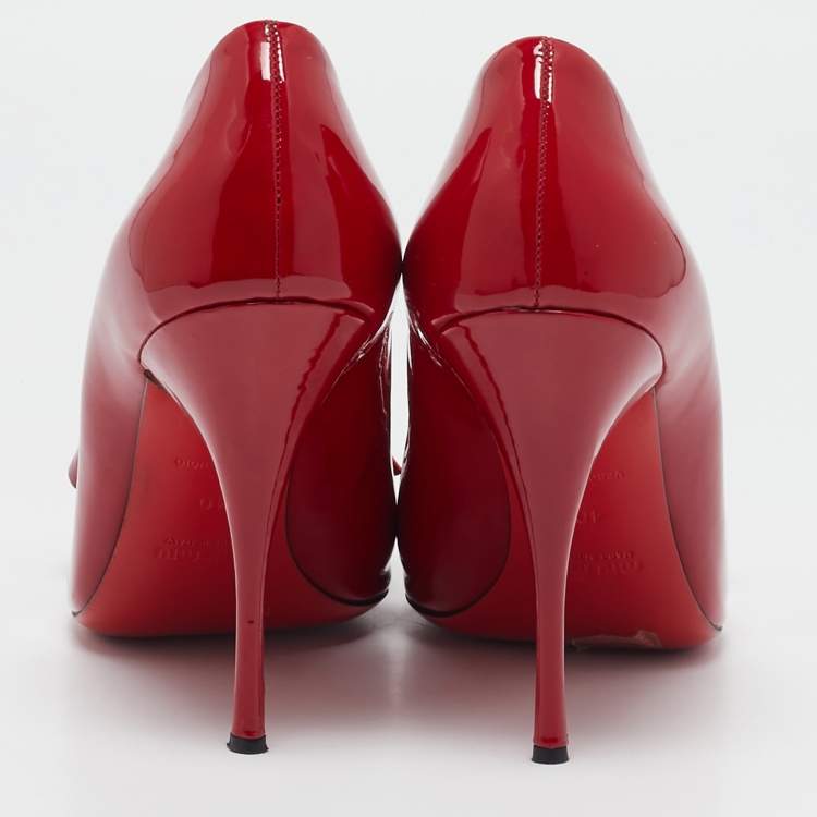 Pre Owned Miu Miu Red Patent Leather Bow Round Toe Pumps Size 40