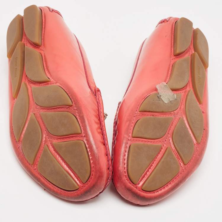 Pre Owned Miu Miu Red Patent Leather Crystal Embellished Smoking Slippers Size 37