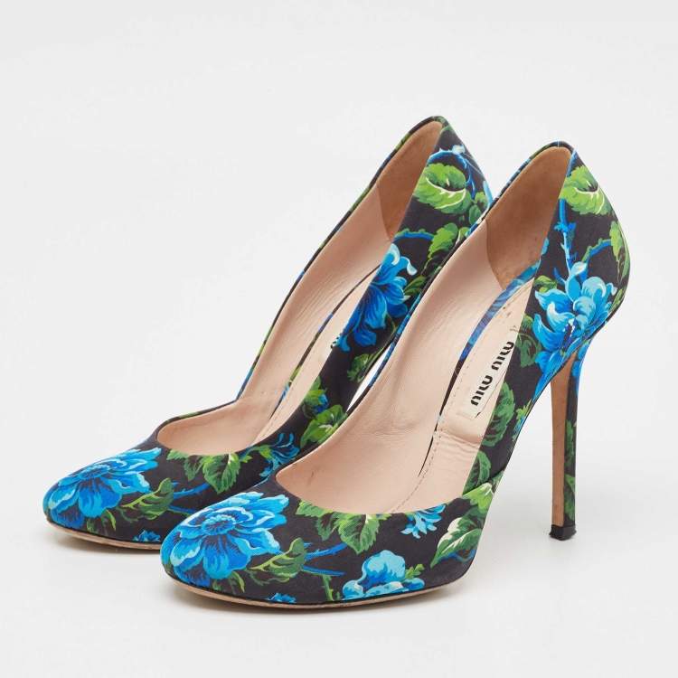 Pre Owned Miu Miu Multicolor Flower Pint Satin Round Toe Pumps Size 37.5