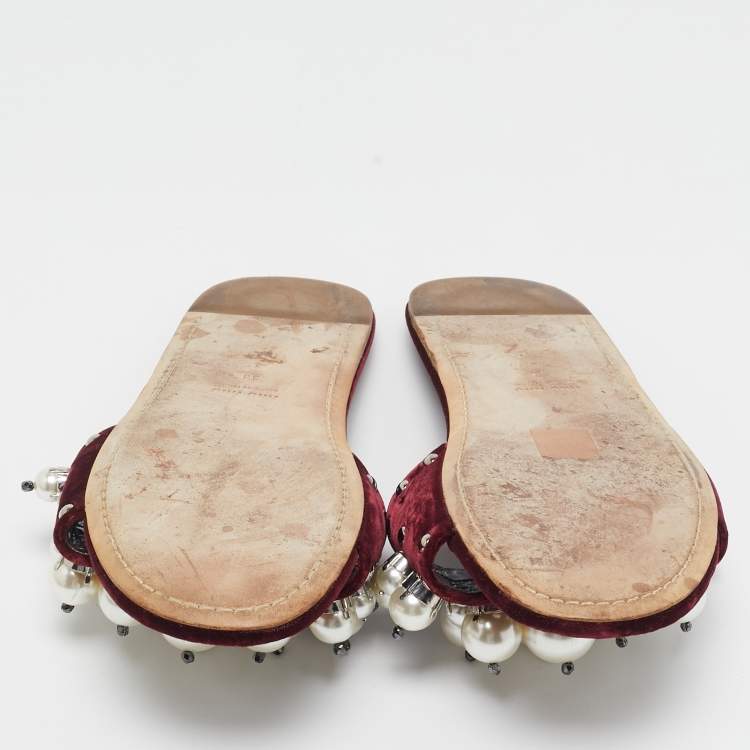 Pre Owned Miu Miu Burgundy Velvet Pearl Embellished Flat Slides Size 38