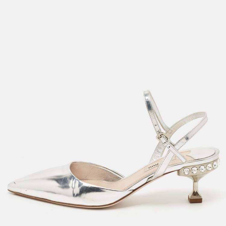 Pre Owned Miu Miu Silver Patent Leather Pointed Toe Slingback Pumps Size 37