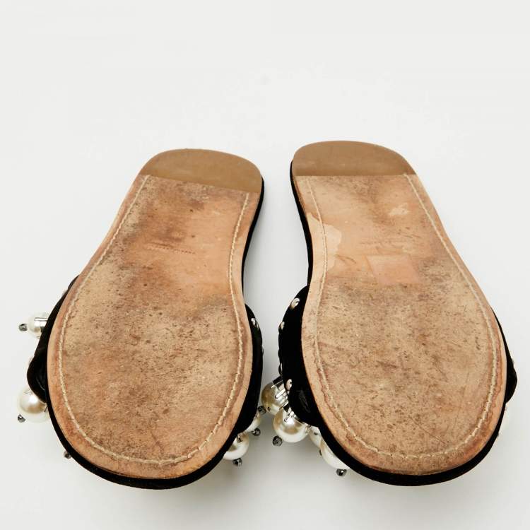Pre Owned Miu Miu Black Velvet Faux Pearl Embellished Flat Slide Sandals Size 36