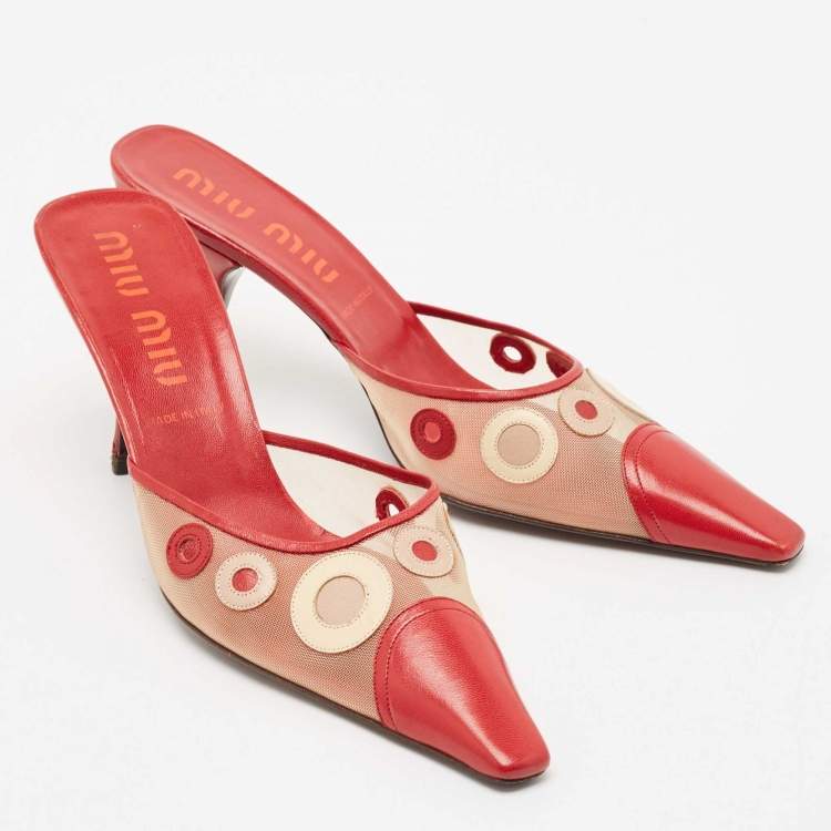 Pre Owned Miu Miu Red/Beige Leather and Mesh Pointed Toe Mules Size 40