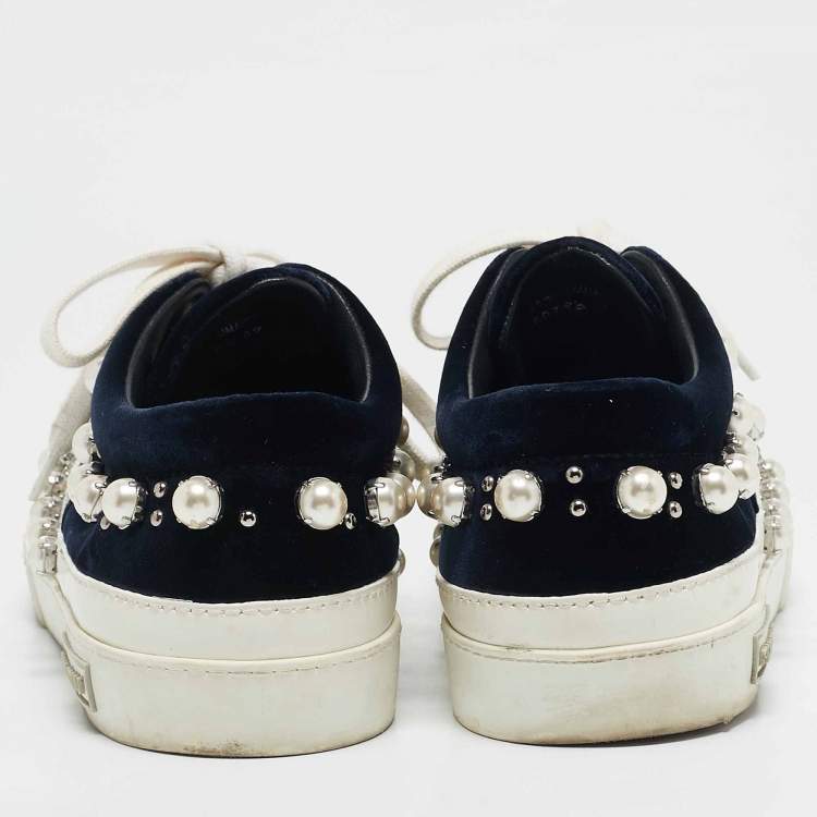 Pre Owned Miu Miu Navy Blue/White Velvet Faux Pearl Embellished Low Top Sneakers Size 39