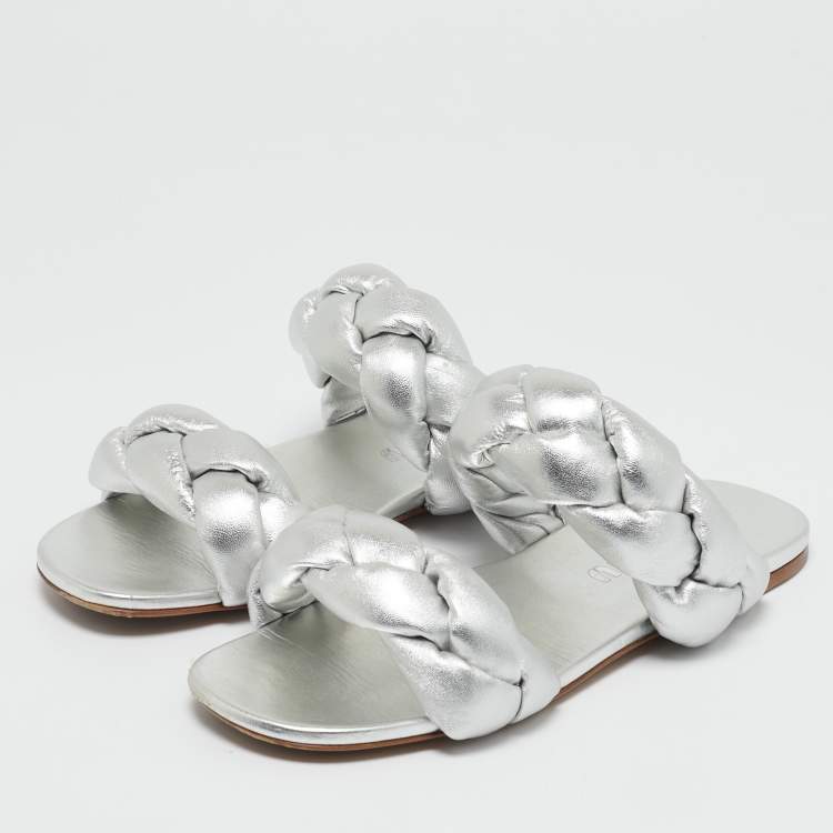 Pre Owned Miu Miu Silver Woven Leather Flat Sandals Size 38.5