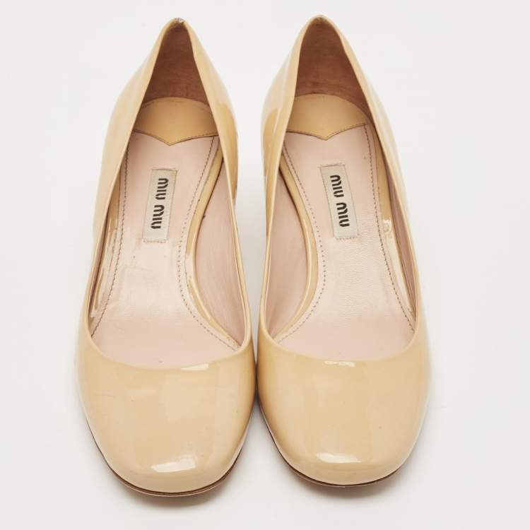 Pre Owned Miu Miu Beige Patent Leather Crystal Embellished Block Heel Pumps Size 36.5