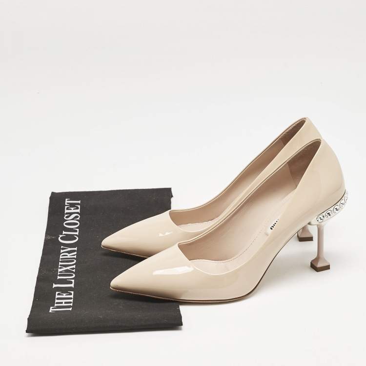 Pre Owned Miu Miu Beige Patent Leather Crystal Embellished Pointed Toe Pumps Size 37