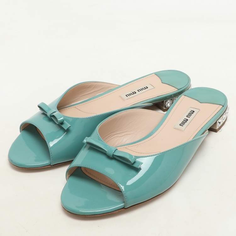 Pre Owned Miu Miu Mint Green Patent Leather Bow Crystal Embellished Heel Flat Slides Size 37