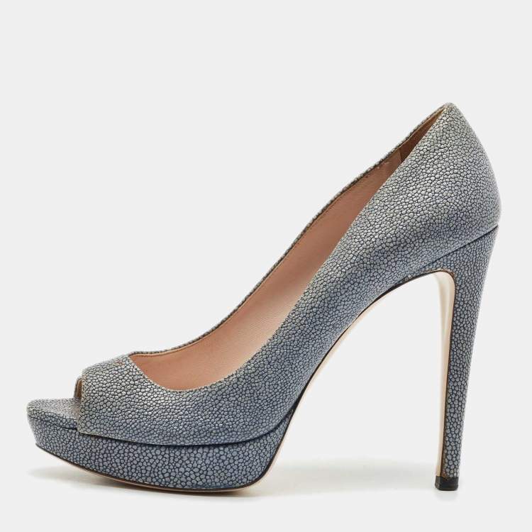 Pre Owned Miu Miu Grey Stingray Leather Platform Pumps Size 38
