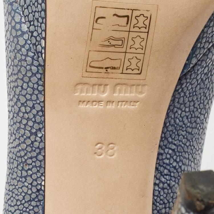 Pre Owned Miu Miu Grey Stingray Leather Platform Pumps Size 38