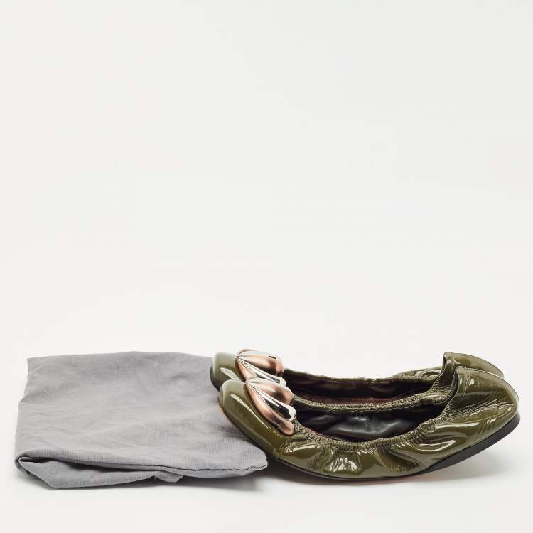 Pre Owned Miu Miu Green Patent Leather Scrunch Ballet Flats Size 39.5