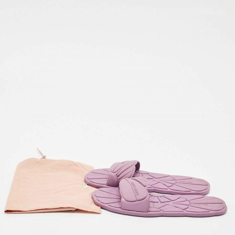Pre Owned Miu Miu Purple Rubber Flat Slides Size 36