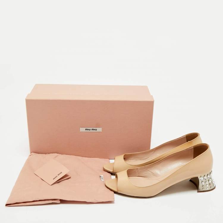 Pre Owned Miu Miu Beige Patent Leather Crystal Embellished Peep Toe Pumps Size 39.5