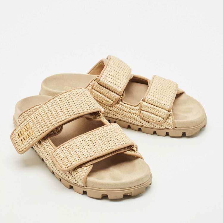 Pre Owned Miu Miu Beige Woven Raffia Effect Flat Slide Sandals Size 37