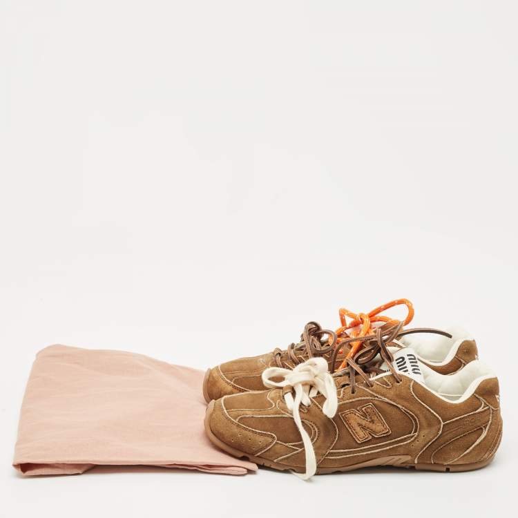Pre Owned Miu Miu x New Balance Brown Suede Low Top Sneakers Size 37.5