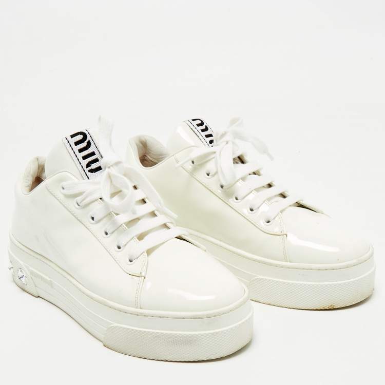 Pre Owned Miu Miu White Patent Leather Crystal Embellished Platform Low Top Sneakers Size 39