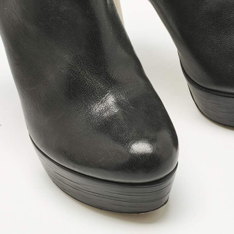 Pre Owned Miu Miu Black Leather  Buckle heels Booties Size 41