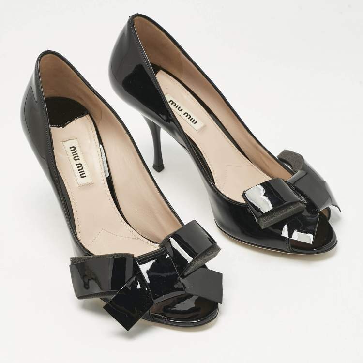 Pre Owned Miu Miu Black Patent Leather Bow Peep Toe Pumps Size 39