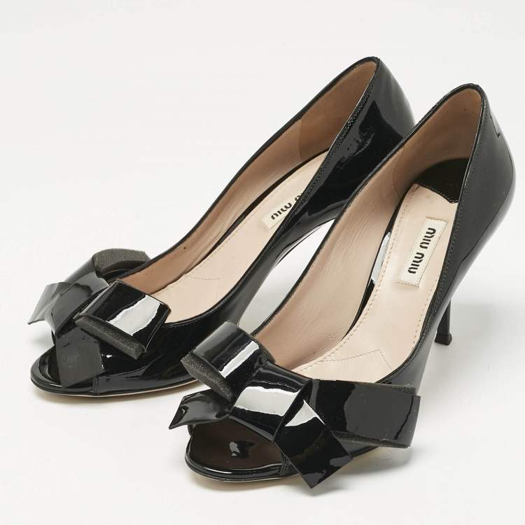 Pre Owned Miu Miu Black Patent Leather Bow Peep Toe Pumps Size 39