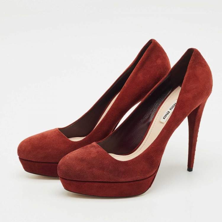 Pre Owned Miu Miu Burgundy Suede Platform Crystal Embellished Heel Pumps Size 40