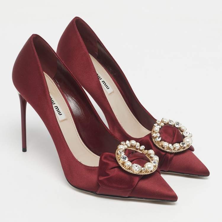 Pre Owned Miu Miu Burgundy Satin Crystal Embellished Pointed Toe Pumps Size 39