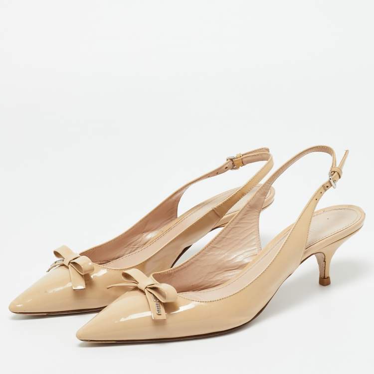 Pre Owned Miu Miu Beige Patent Leather Slingback Pumps Size 38