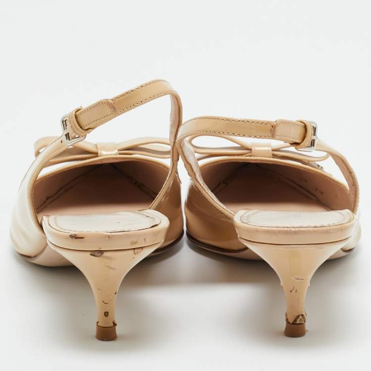 Pre Owned Miu Miu Beige Patent Leather Slingback Pumps Size 38