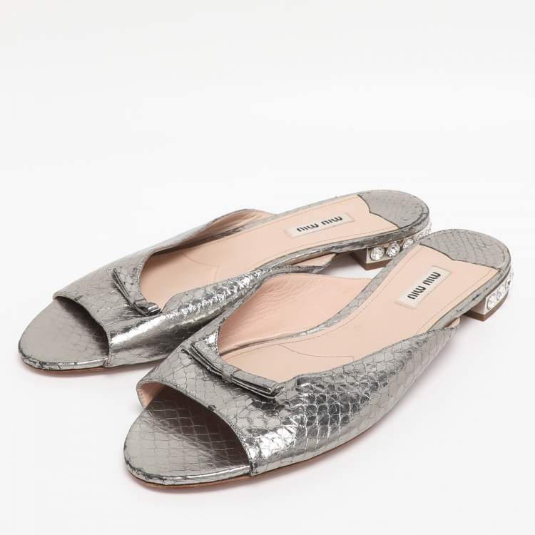 Pre Owned Miu Miu Metallic Silver Python Embossed  Leather Crystal Embellished Flat Slides Size 40.5