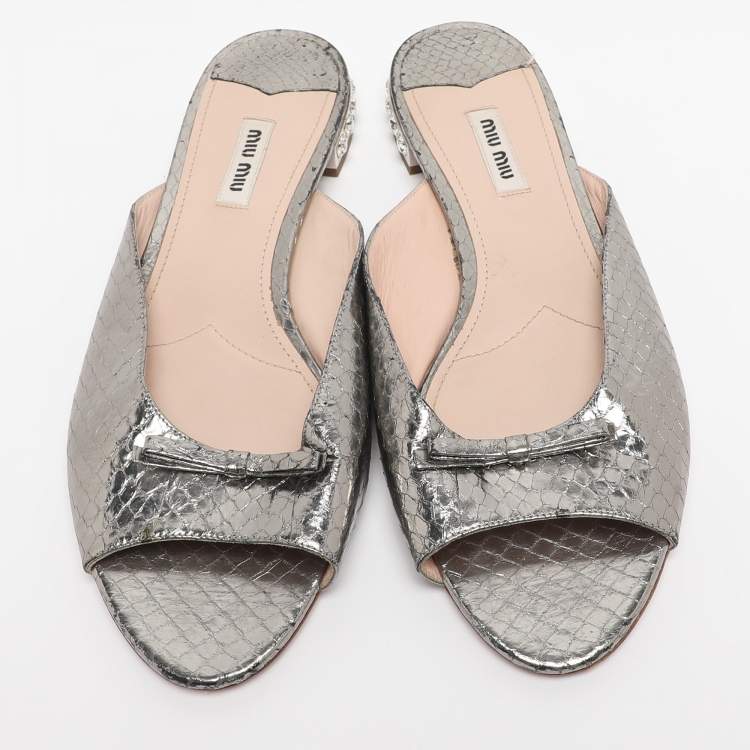 Pre Owned Miu Miu Metallic Silver Python Embossed  Leather Crystal Embellished Flat Slides Size 40.5