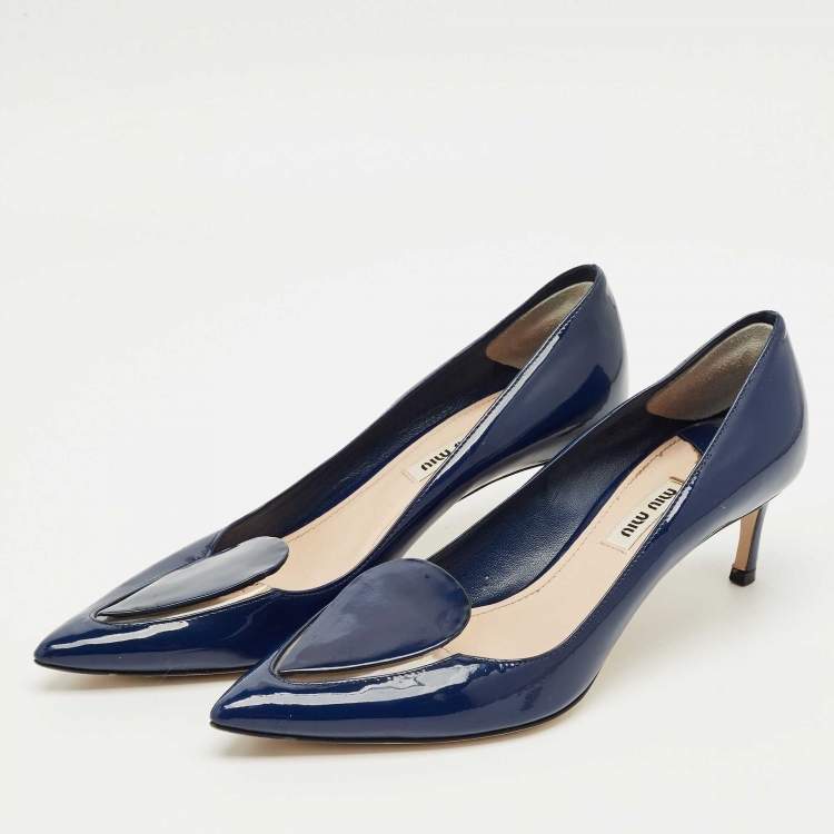 Pre Owned Miu Miu Navy Blue Patent Leather and PVC Pumps Size 38.5