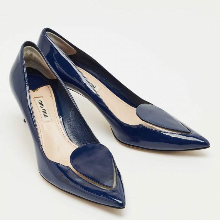 Pre Owned Miu Miu Navy Blue Patent Leather and PVC Pumps Size 38.5