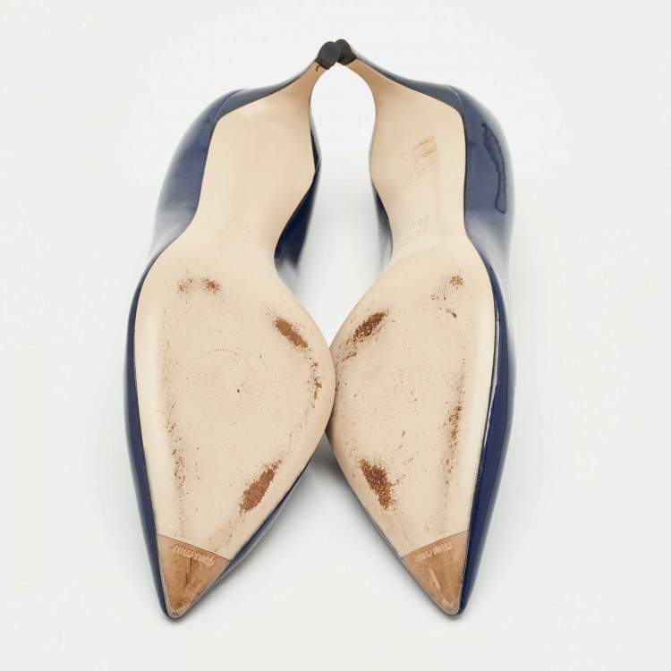 Pre Owned Miu Miu Navy Blue Patent Leather and PVC Pumps Size 38.5