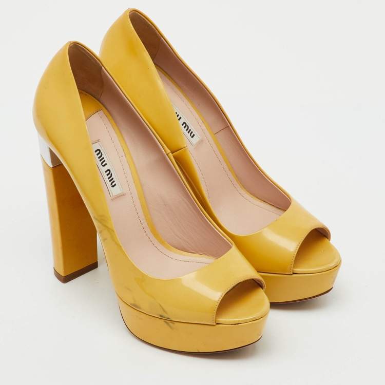 Pre Owned Miu Miu Yellow Patent Leather Peep Toe Platform Pumps Size 38
