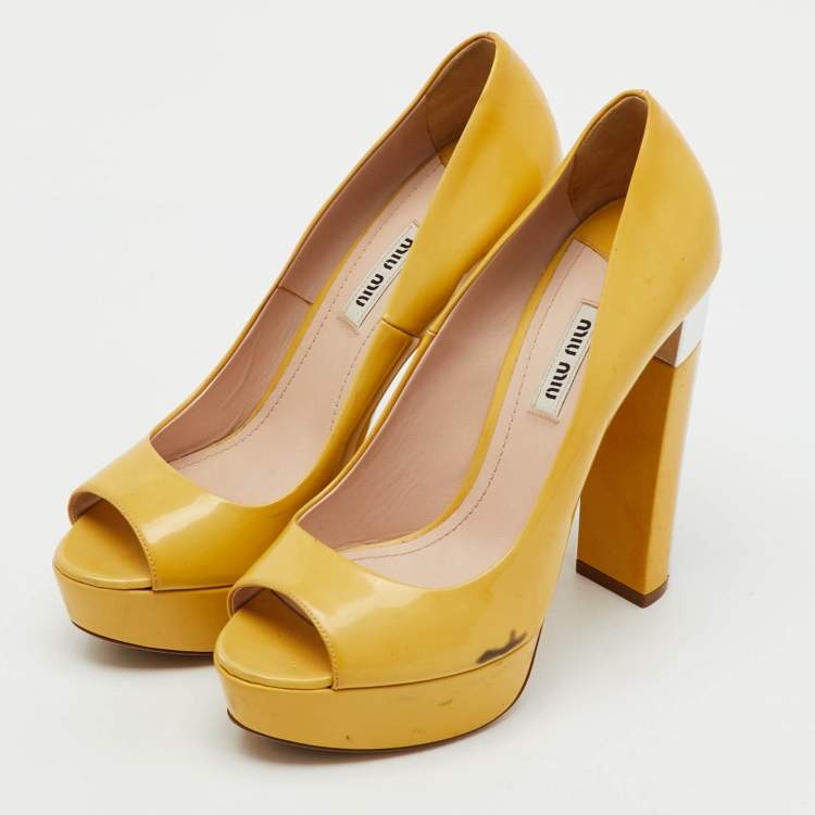 Pre Owned Miu Miu Yellow Patent Leather Peep Toe Platform Pumps Size 38