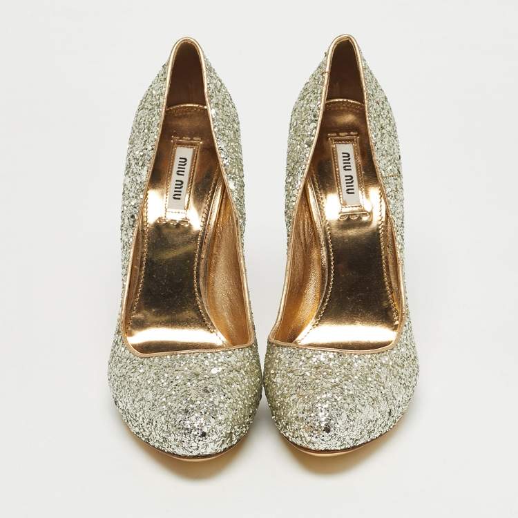 Pre Owned Miu Miu Gold Coarse Glitter Round Toe Pumps Size 37.5