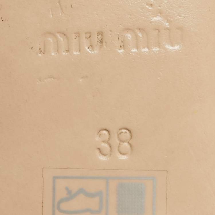 Pre Owned Miu Miu Size 38 Gold Glitter and Leather Tassel Smoking Slippers