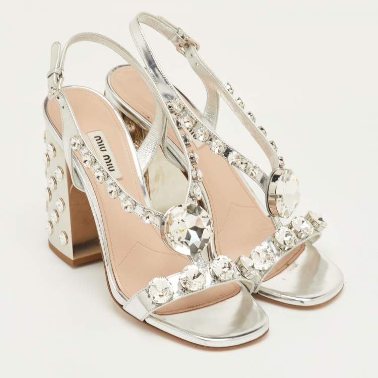 Pre Owned Miu Miu Size 39.5 Silver Patent Leather Crystal Embellished Block Heel Sandals 