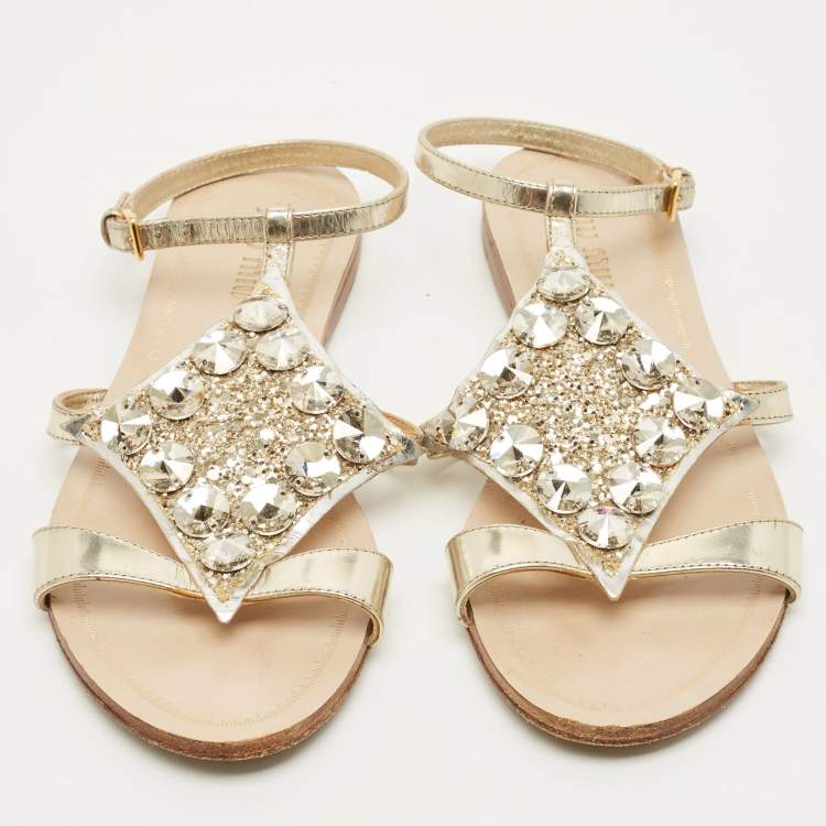 Pre Owned Miu Miu Size 35 Silver Foil Leather Crystal Embellished Ankle Strap Flat Sandals
