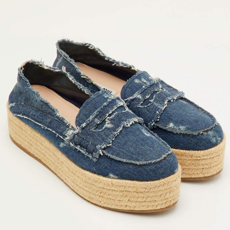 مملوكة مسبقًا Miu Miu Size 37.5 Blue Denim Penny Loafer Platform Espadrille Loafers