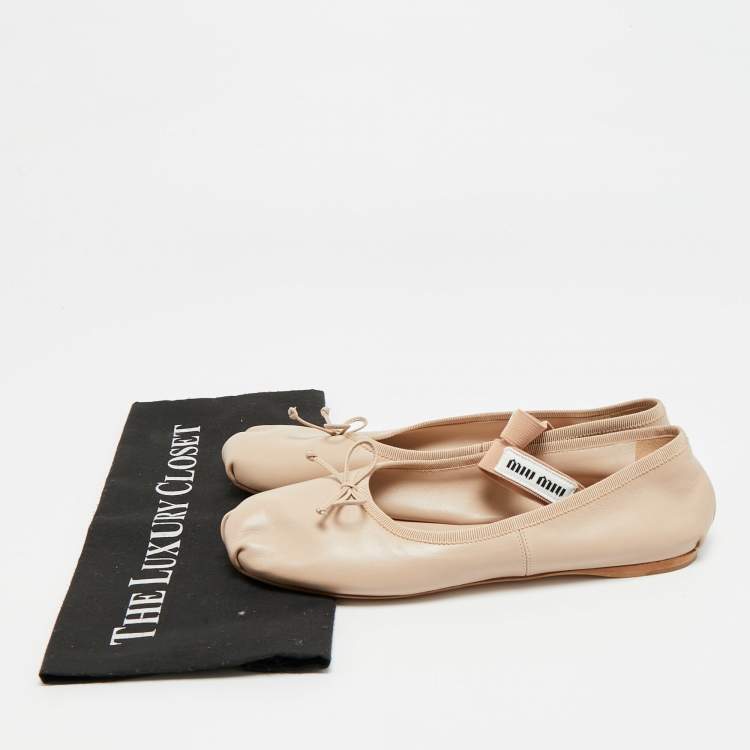 Pre Owned Miu Miu Size 40 Beige Leather Bow Mary Jane Ballet Flats
