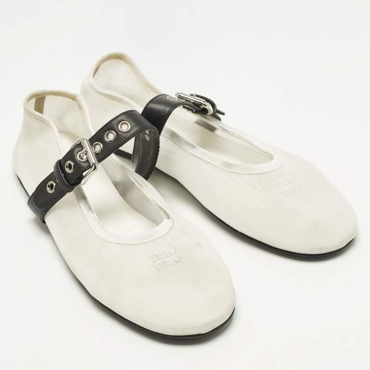 Pre Owned Miu Miu Size 40 White Leather and Net Mary-Jane Ballet Flats