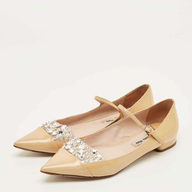 Pre Owned Miu Miu Size 36 Beige Patent Leather Ballet Flats