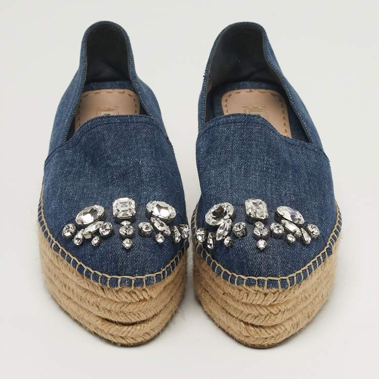 مملوكة مسبقًا Miu Miu Size 38 Blue Denim Crystal Embellished Espadrille Platform Wedge Flats