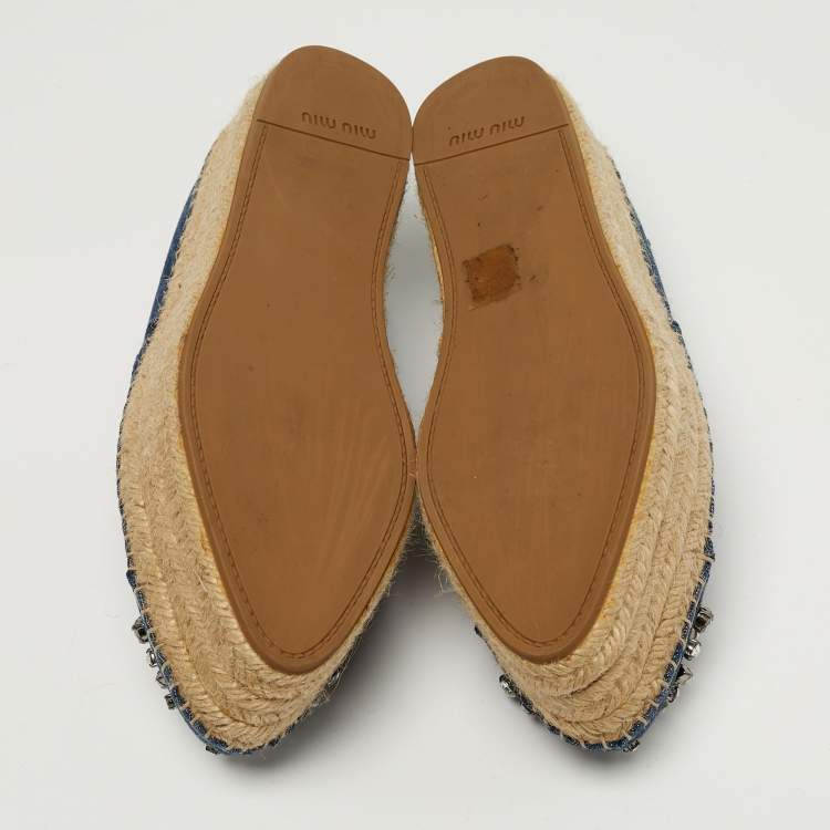 مملوكة مسبقًا Miu Miu Size 38 Blue Denim Crystal Embellished Espadrille Platform Wedge Flats