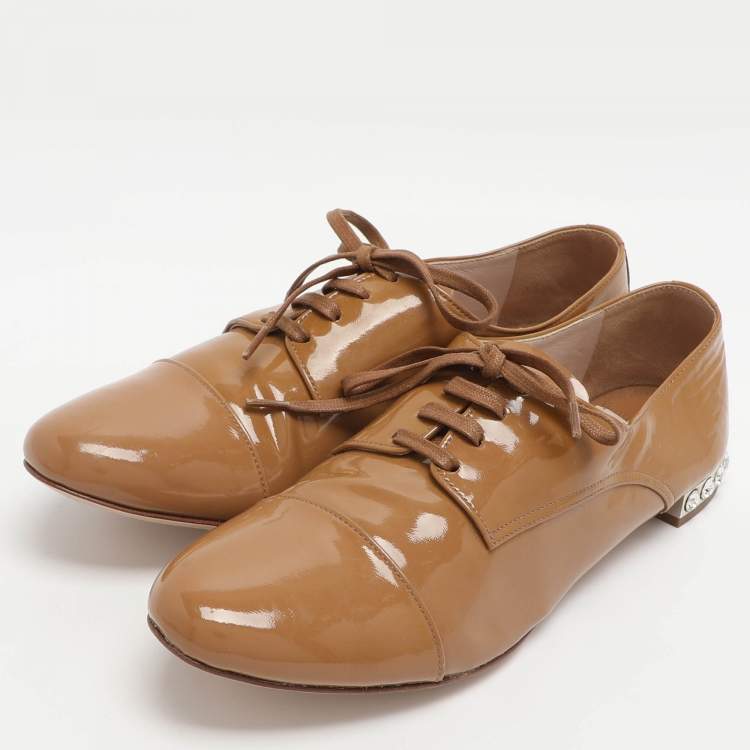 Pre Owned Miu Miu Beige Patent Leather Crystal Embellished Lace Derby Size 38